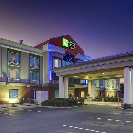 Holiday Inn Express Hotel & Suites Emporia, An Ihg Hotel Exterior foto